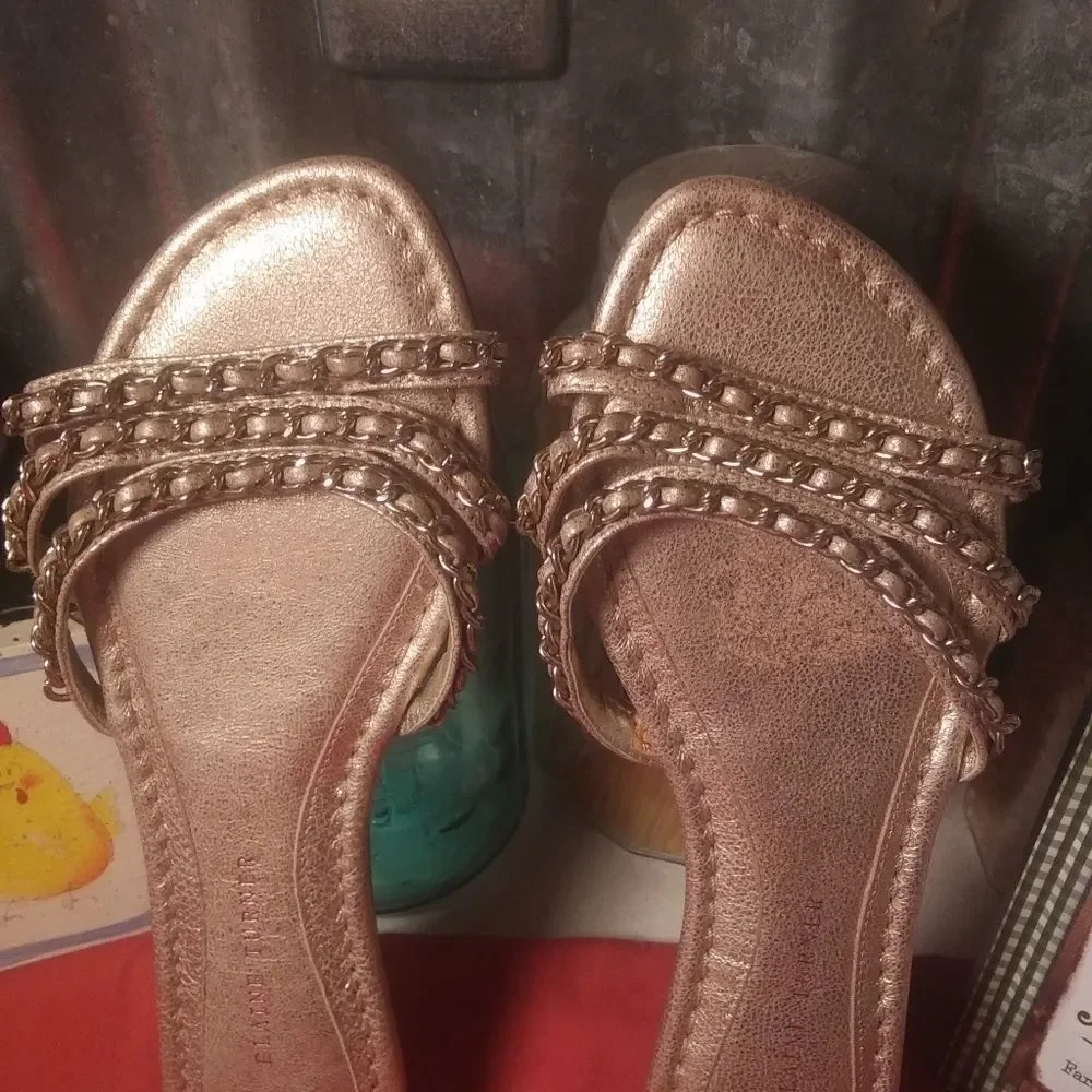 Elaine Turner Sandals - Picture 3 of 7
